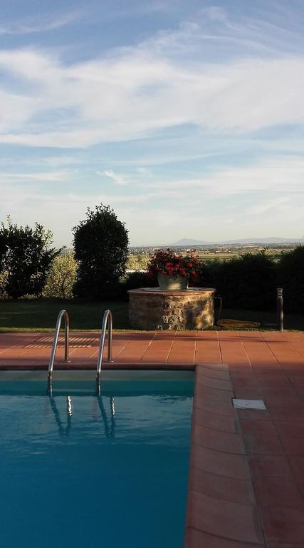 Agriturismo Borgo Tra Gli Olivi Castiglion Fiorentino Exterior photo